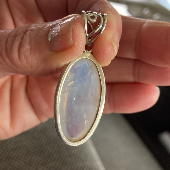 Large moonstone sterling pendant - Picture 3 of 4